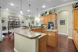 1102 Myrtle Breezes Ct, Fruitland Park, FL 34731 - Photo 11