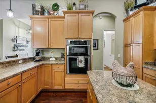 1102 Myrtle Breezes Ct, Fruitland Park, FL 34731 - Photo 13