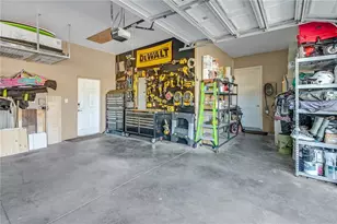 1102 Myrtle Breezes Ct, Fruitland Park, FL 34731 - Photo 47