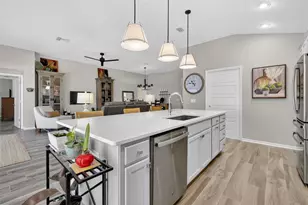 1744 Woelkers Cir, The Villages, FL 34762 - Photo 11