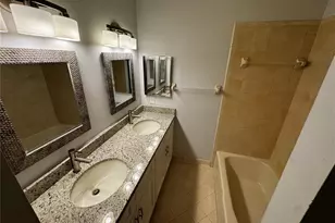 2205 Cypress Cove Dr, Tavares, FL 32778 - Photo 13