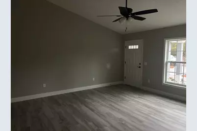 10051 N Gardner Way, Citrus Springs, FL 34434 - Photo 9