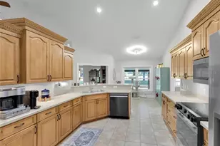 400 Carman Dr, Leesburg, FL 34748 - Photo 13