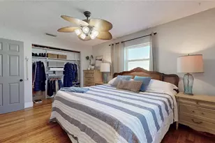 10845 Margaret Dr, Tavares, FL 32778 - Photo 19