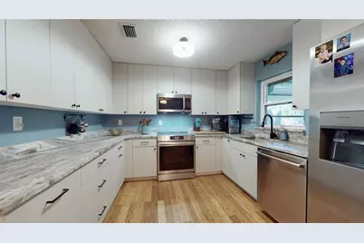 10845 Margaret Drive, Tavares, FL 32778 - Photo 11