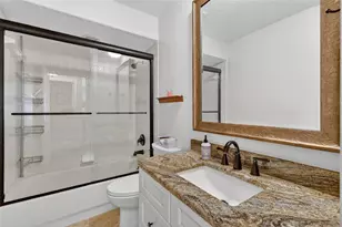 13523 Biscayne Dr, Grand Island, FL 32735 - Photo 19