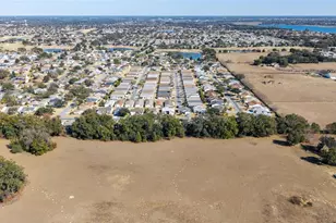 829 Evelynton Loop, The Villages, FL 32162 - Photo 27