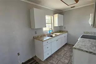 2115 Woodland Blvd, Leesburg, FL 34748 - Photo 11