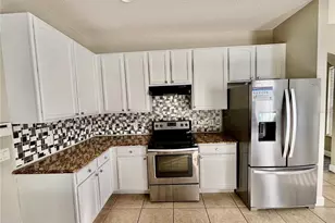 2117 Lili Petal Ct, Sanford, FL 32771 - Photo 7