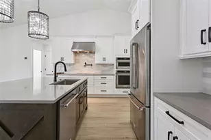 3146 Hammock Grove Rd, Groveland, FL 34736 - Photo 5