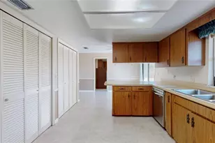 13 Hermosa Dr, Eustis, FL 32726 - Photo 13