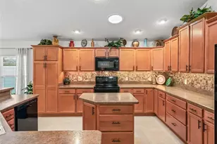 3698 Robertson Wy, The Villages, FL 32163 - Photo 15