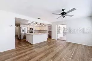 1001 Chinaberry Rd, Clearwater, FL 33764 - Photo 9