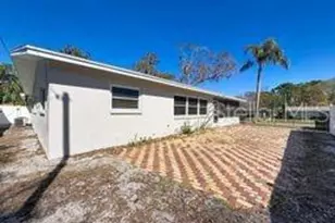 1001 Chinaberry Rd, Clearwater, FL 33764 - Photo 29