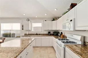 8907 SE 168th Tailfer St, The Villages, FL 32162 - Photo 25