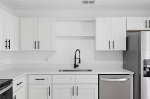 211 Benchor Rd NW, Palm Bay, FL 32907 - Photo 7