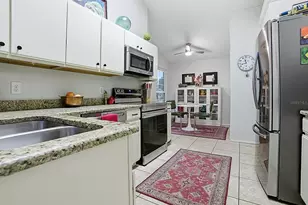 104 Vista Ave, Eustis, FL 32726 - Photo 11