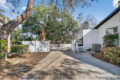 1824 Crestview Drive, Mount Dora, FL 32757 - Photo 9