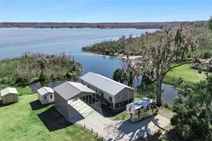 645 Cr 485A, Lake Panasoffkee, FL 33538 - Photo 23