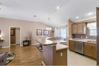 736 Evelynton Loop, The Villages, FL 32162 - Photo 9