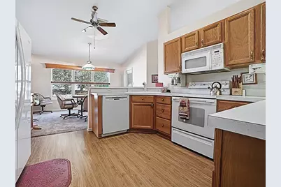 26029 Oakmount Drive, Leesburg, FL 34748 - Photo 13