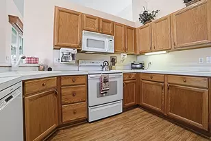 26029 Oakmount Dr, Leesburg, FL 34748 - Photo 11