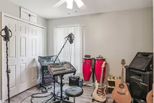 21704 Loch Haven Pass, Leesburg, FL 34748 - Photo 23