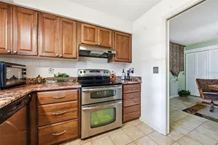 58 Townhill Dr, Eustis, FL 32726 - Photo 9
