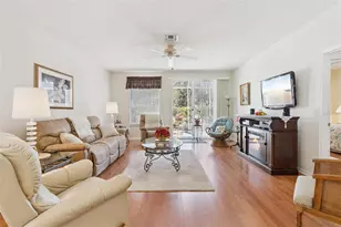 25239 Cranes Roost Cir, Leesburg, FL 34748 - Photo 5