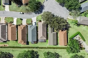 25239 Cranes Roost Cir, Leesburg, FL 34748 - Photo 29