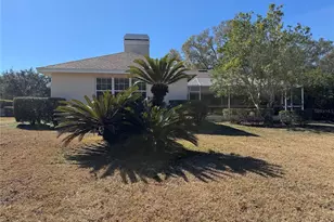 5321 Greens Dr, Lady Lake, FL 32159 - Photo 5