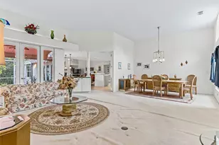 5321 Greens Dr, Lady Lake, FL 32159 - Photo 13