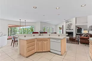 5321 Greens Dr, Lady Lake, FL 32159 - Photo 23