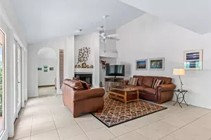 5321 Greens Dr, Lady Lake, FL 32159 - Photo 25