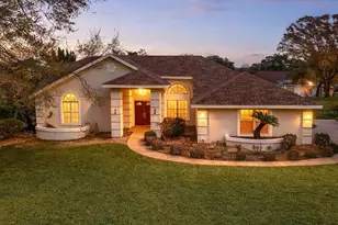 5321 Greens Dr, Lady Lake, FL 32159 - Photo 1