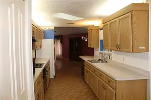 38901 Ella Dr, Lady Lake, FL 32159 - Photo 7