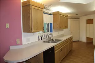 38901 Ella Dr, Lady Lake, FL 32159 - Photo 9