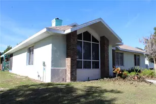 38901 Ella Dr, Lady Lake, FL 32159 - Photo 1