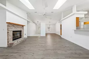 36841 Reserve Dr, Eustis, FL 32736 - Photo 11