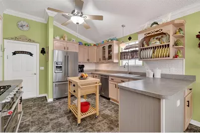 3040 Batally Court, The Villages, FL 32162 - Photo 11