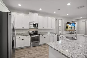 201 Burma St, Kissimmee, FL 34747 - Photo 7