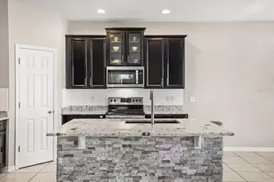 3193 Zander Dr, Grand Island, FL 32735 - Photo 5