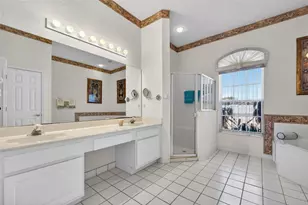 365 Via Bianca Dr, Davenport, FL 33896 - Photo 11