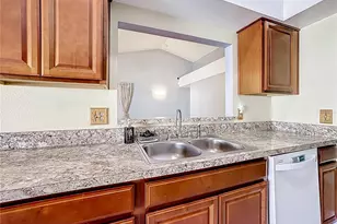 3717 Narroline Dr, Orlando, FL 32818 - Photo 9