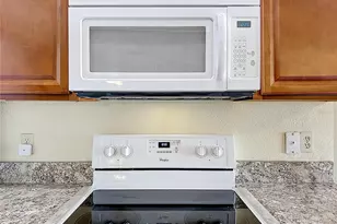 3717 Narroline Dr, Orlando, FL 32818 - Photo 11