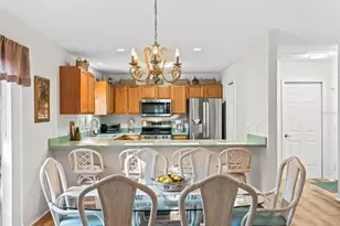 621 Enconto St, The Villages, FL 32159 - Photo 9