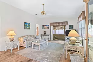 621 Enconto St, The Villages, FL 32159 - Photo 17