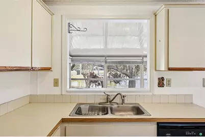 1024 Hilltop Road, Tavares, FL 32778 - Photo 15