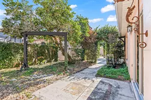 1327 Santa Maria Ave, The Villages, FL 32159 - Photo 49