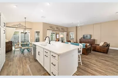 562 James Road, The Villages, FL 32163 - Photo 17